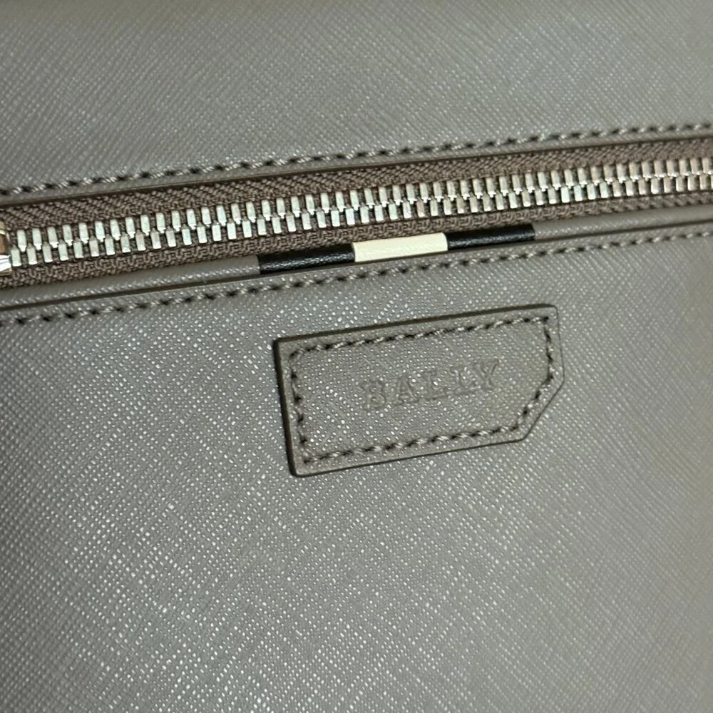 Bally Italy Men's/Unisex Crossbody‎ Bag in Gray Embossed Leather